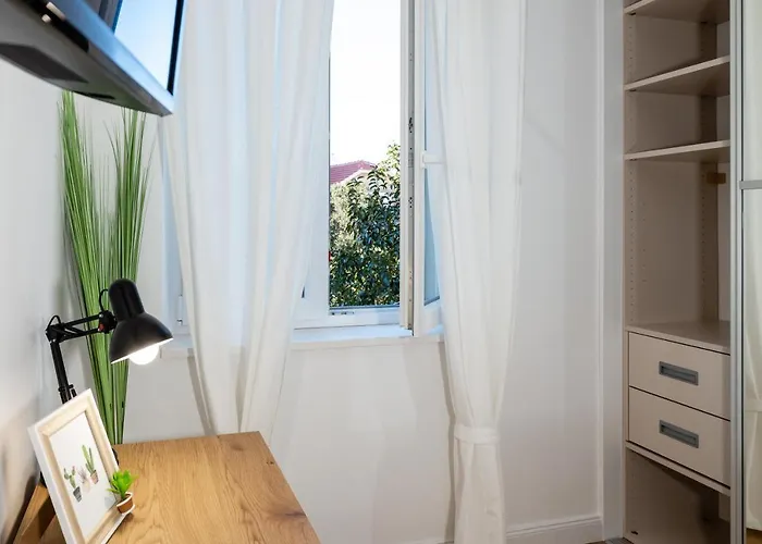 Aurelia Residence